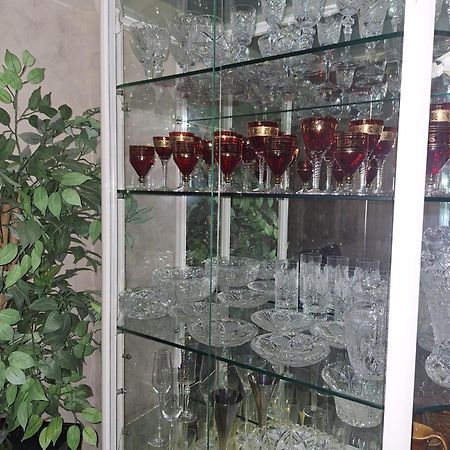 Meduza Wellness Spa S Ubytovanim Hlohovec Exterior photo